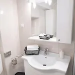 Tomo Apartman